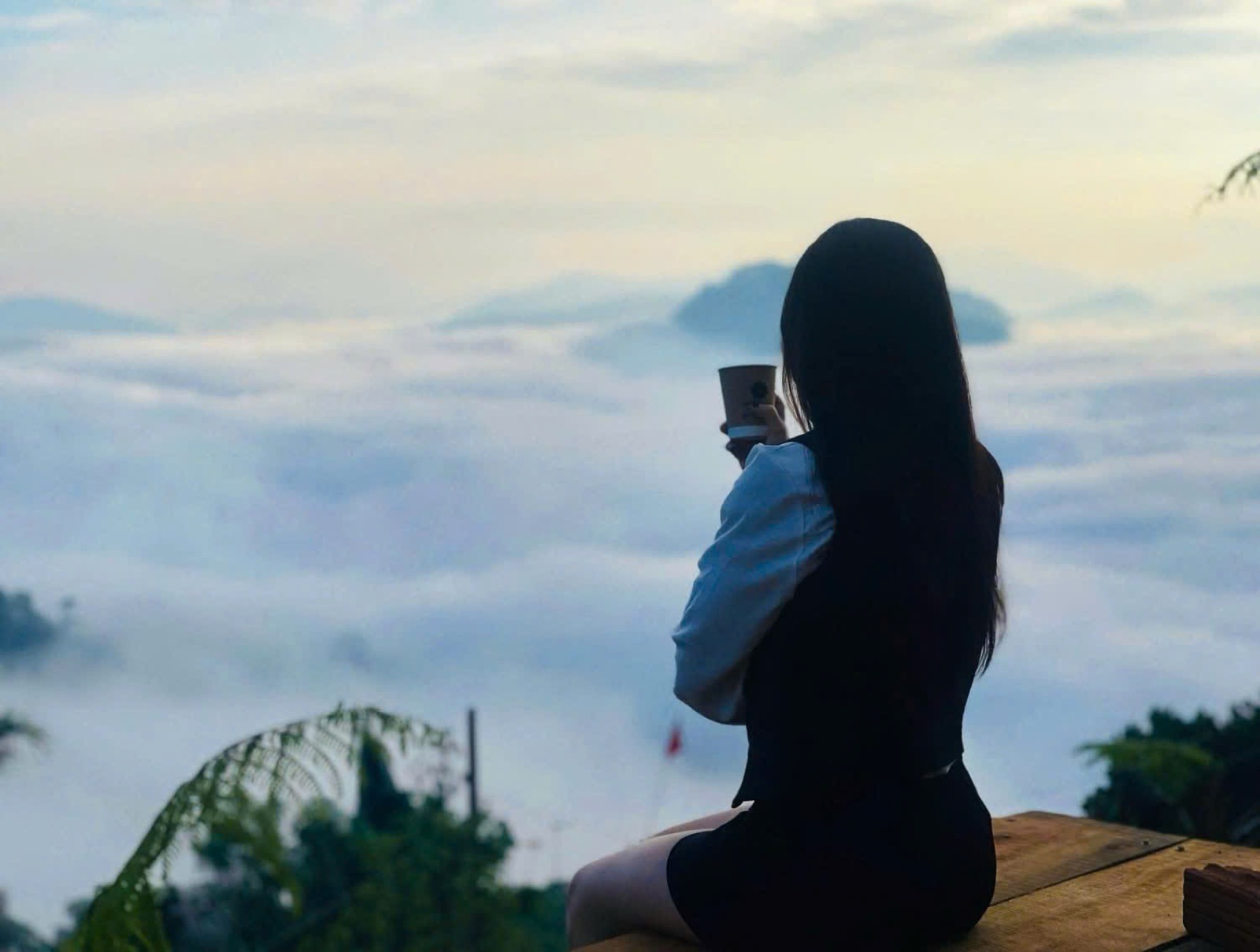 Chụp ảnh biển mây buổi sớm tại Mây Takpo