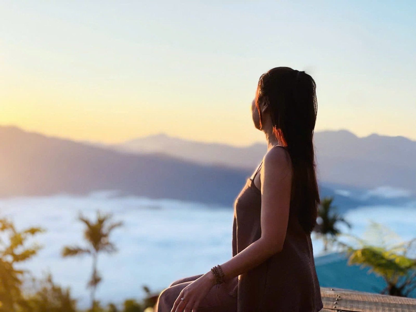 Tĩnh lặng ngắm mây trôi tại Nóc Tăk Pổ
