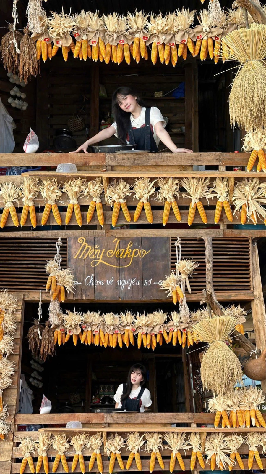 Không gian gỗ ấm cúng trong homestay Mây Takpo
